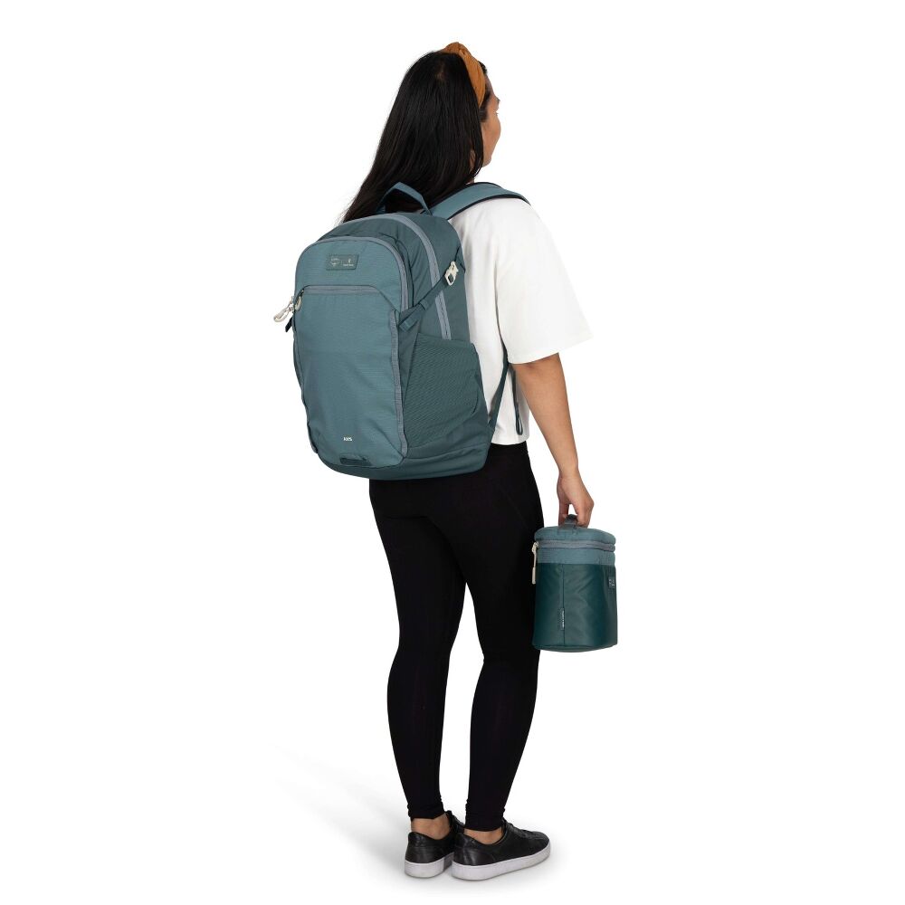 Osprey Axis x Hydro Flask Campus Essentials Bundle - Image 8